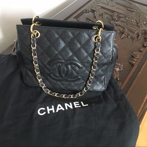 Auth. Chanel Black Quilted Caviar Leather Tote